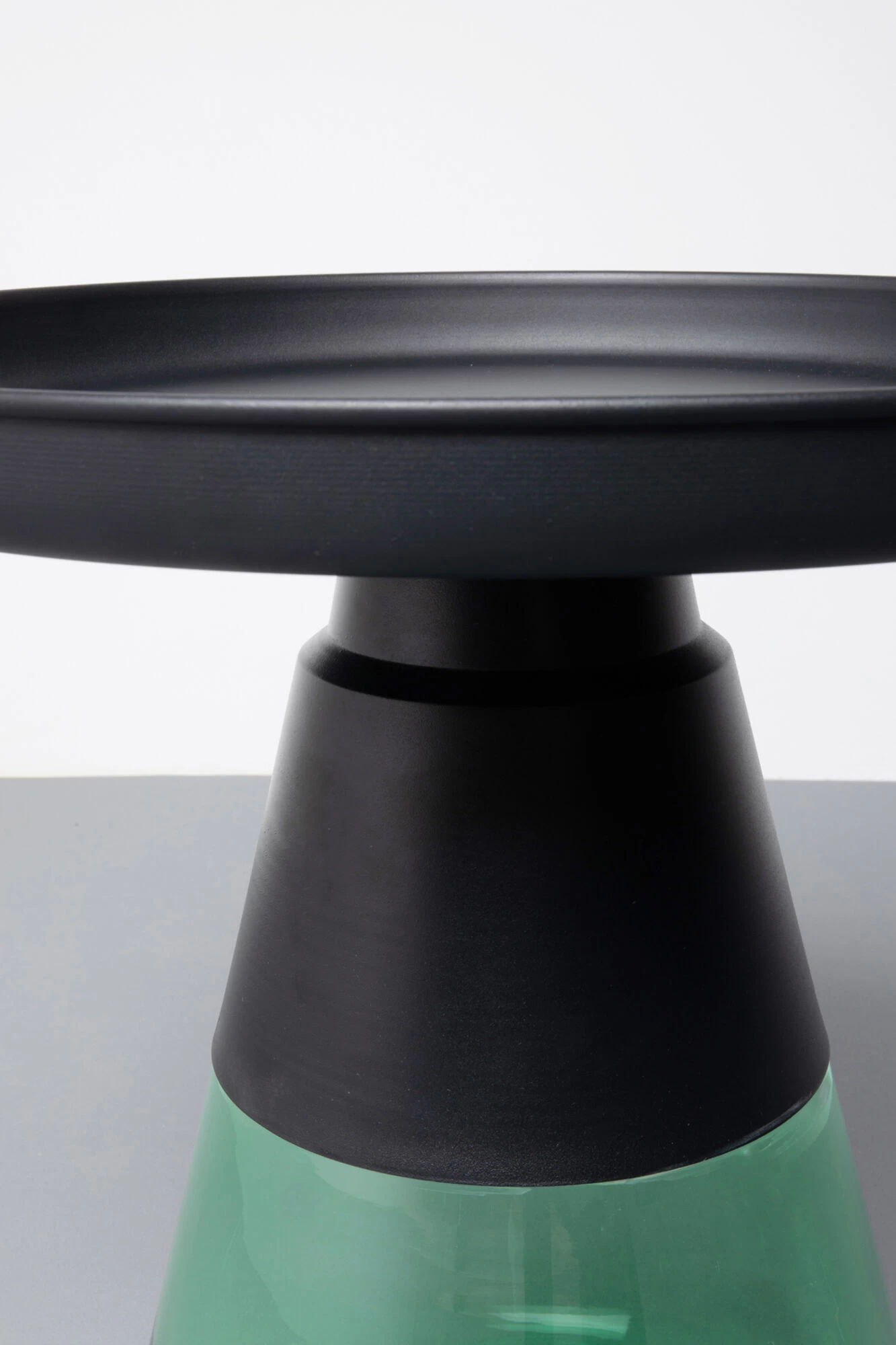 Beistelltisch Bottiglia Grün Ø 50cm 9 Beistelltisch Bottiglia Grün Ø 50cm – Bild 7