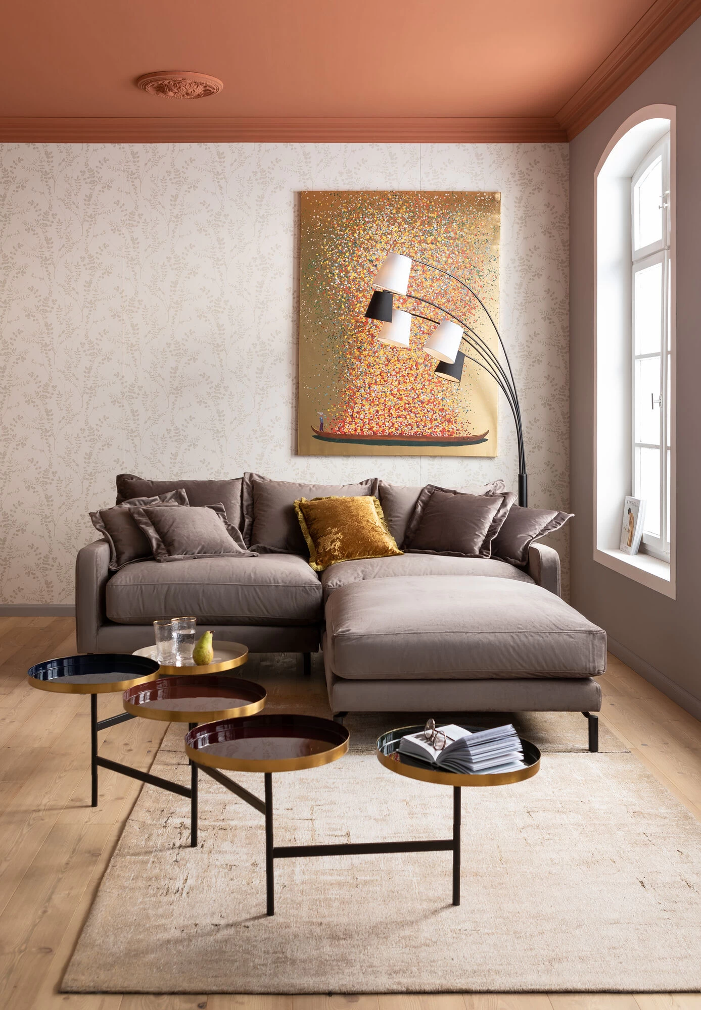 Hocker Lullaby Taupe 4 Hocker Lullaby Taupe – Bild 2