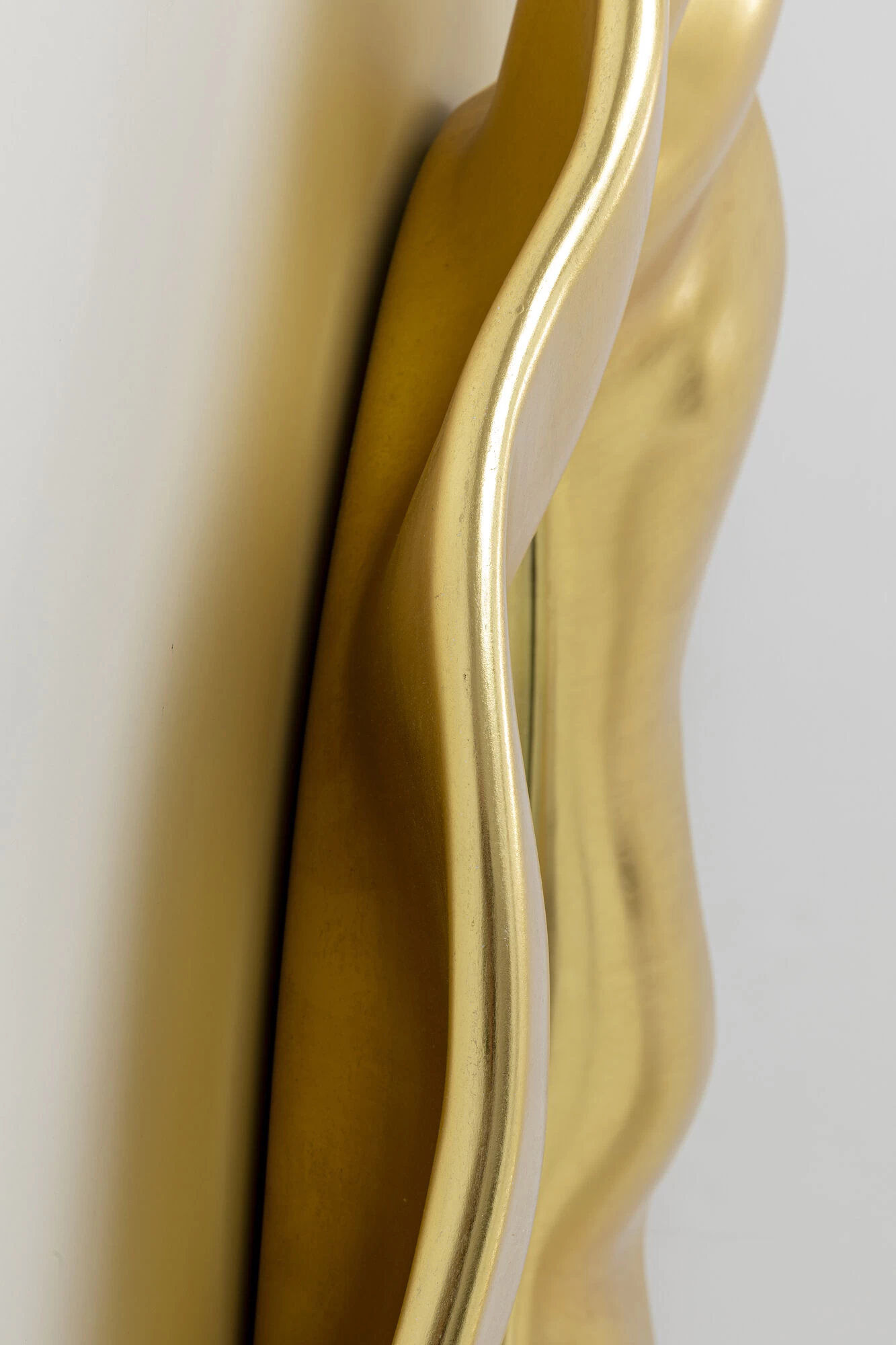 Wandspiegel Riley Gold 150x98cm 7 Wandspiegel Riley Gold 150x98cm – Bild 5