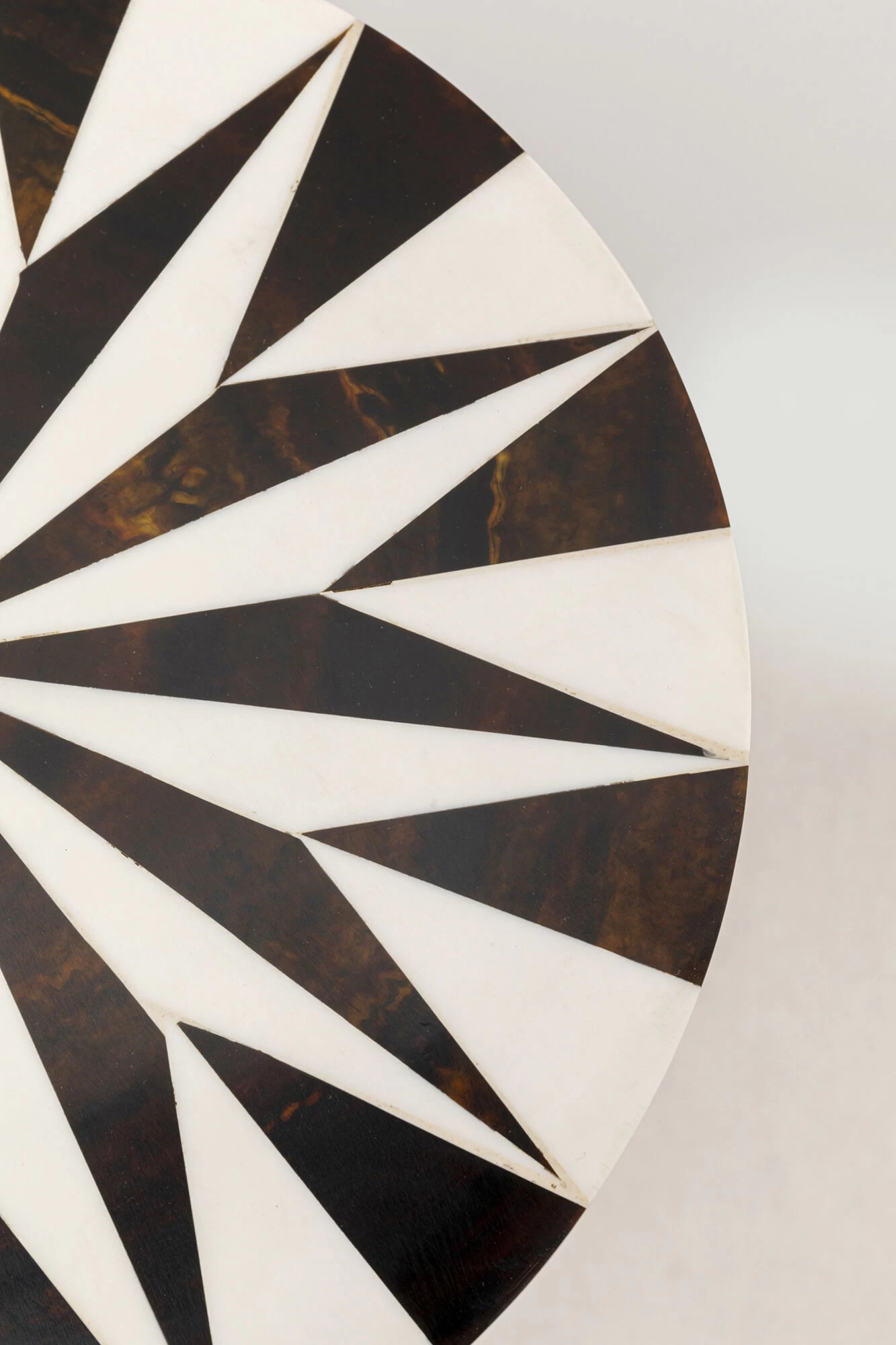 Beistelltisch Domero Star Braun Weiß Ø25cm 7 Beistelltisch Domero Star Braun Weiß Ø25cm – Bild 5