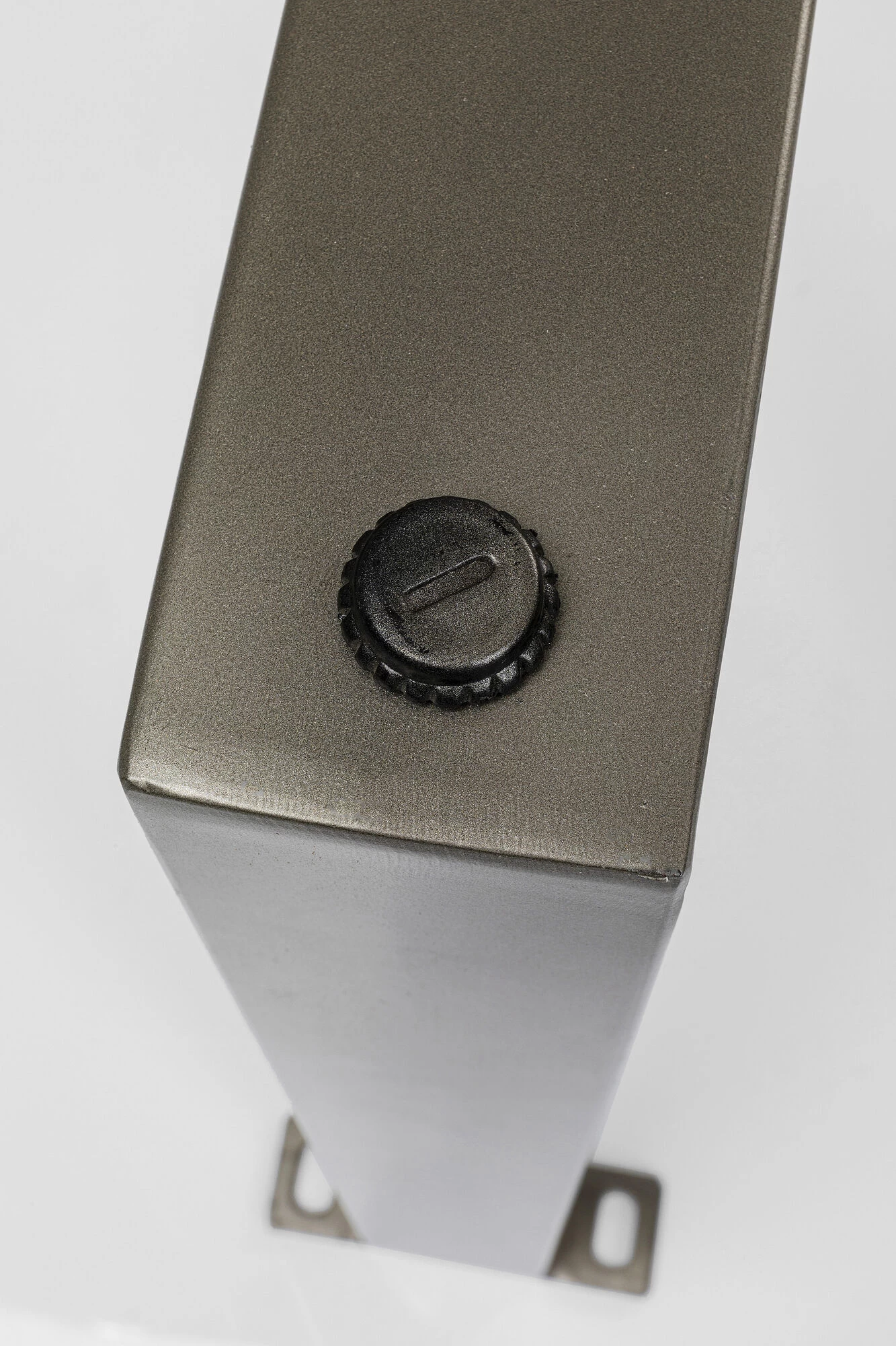 Gestell Tavola Rohstahl (2/Set) 8 Gestell Tavola Rohstahl (2/Set) – Bild 6