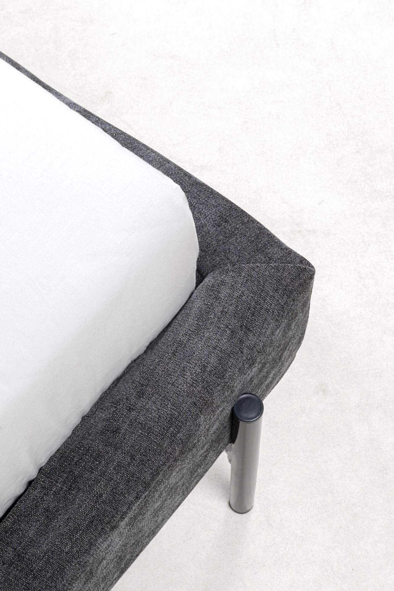 Bett Tivoli Grau 160x200cm 11 Bett Tivoli Grau 160x200cm – Bild 9