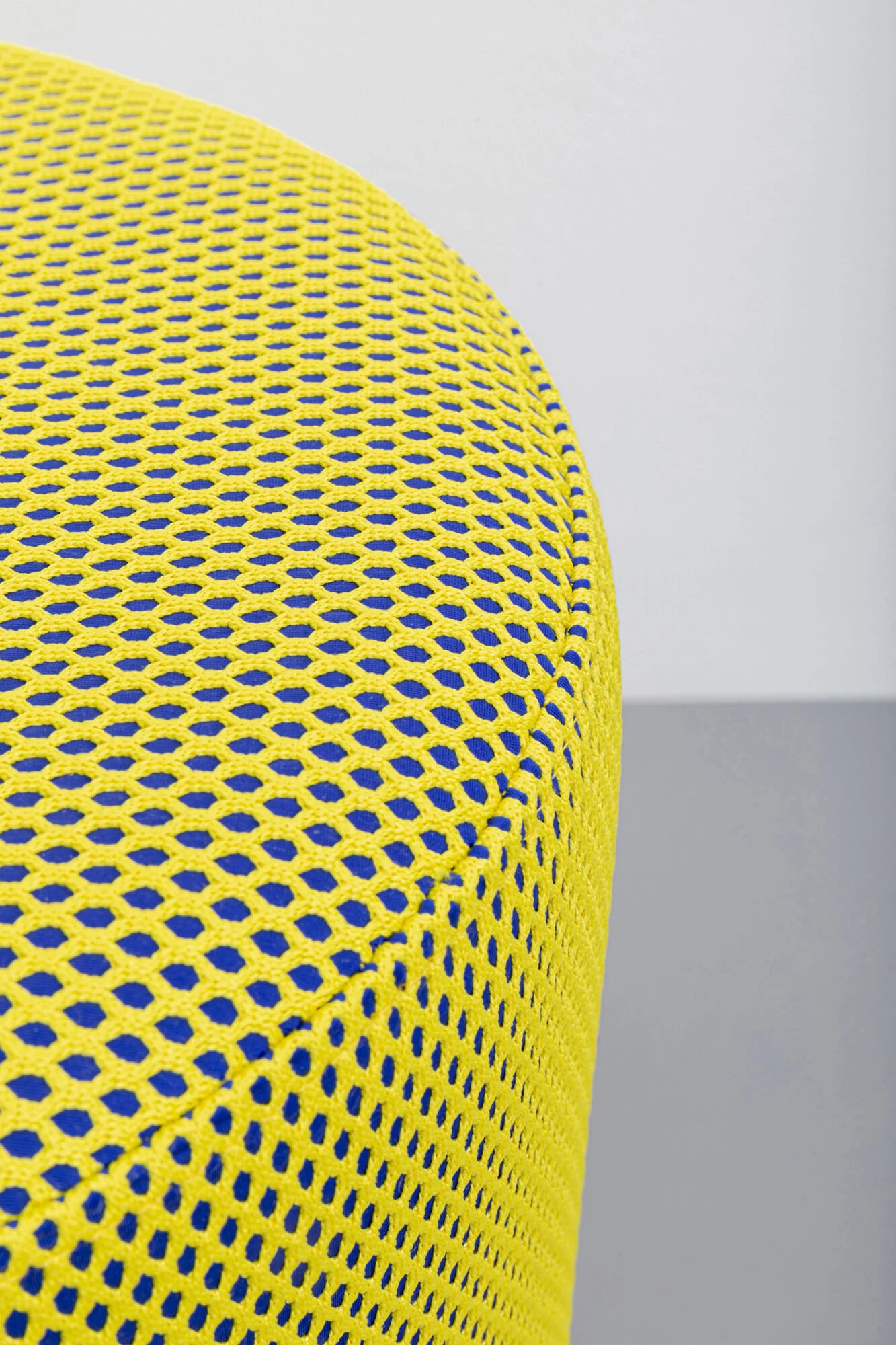 Hocker Jody Gelb Schwarz Mesh Schwarz Ø35cm 4 Hocker Jody Gelb Schwarz Mesh Schwarz Ø35cm – Bild 2