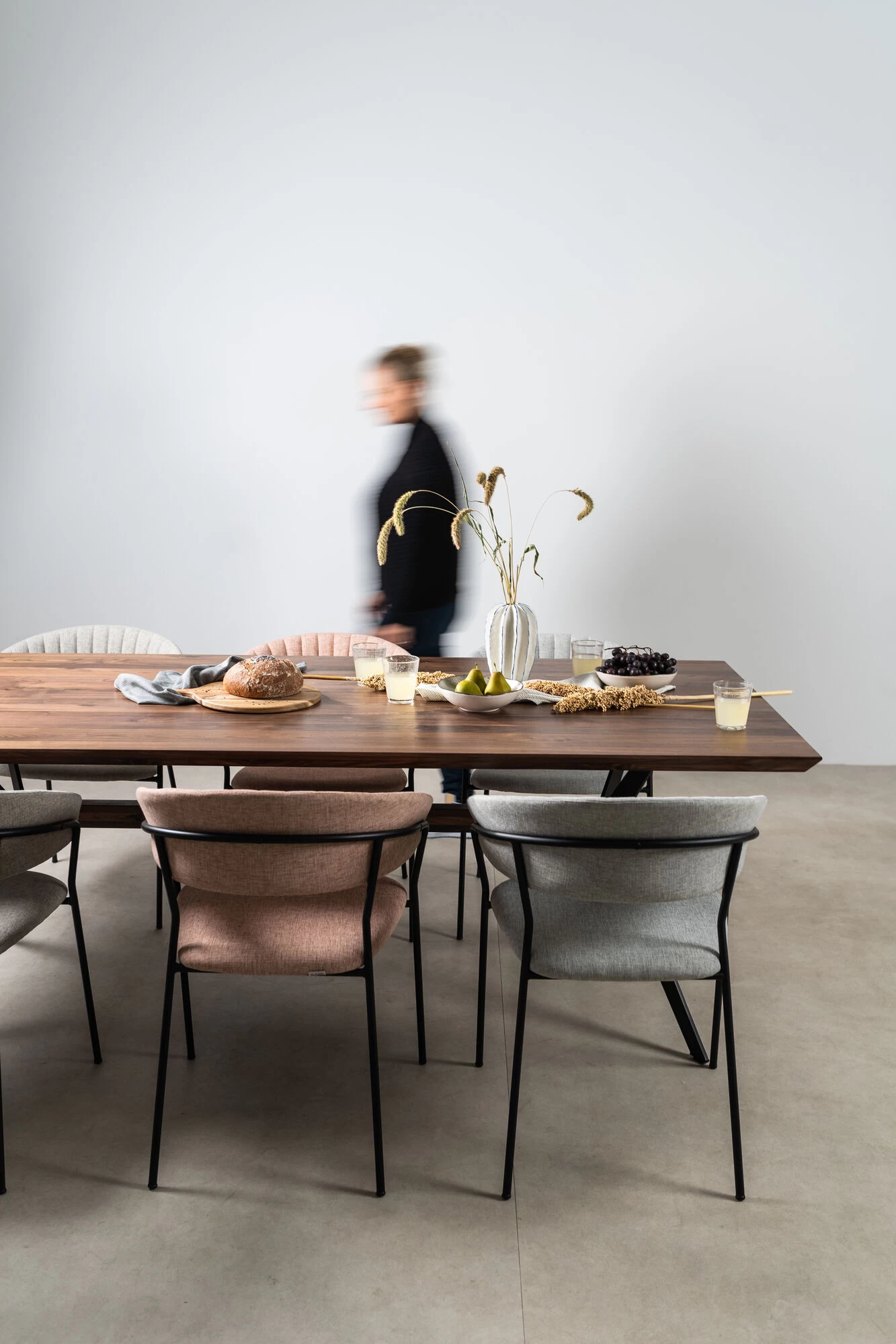 Armlehnstuhl Belle Hellgrau (2/Set) 6 Armlehnstuhl Belle Hellgrau (2/Set) – Bild 4