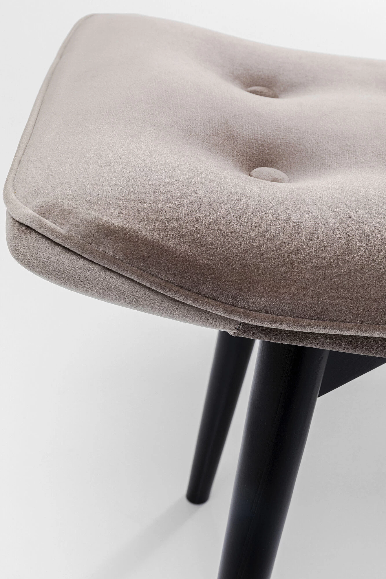 Hocker Black Vicky Velvet Grau 46x59cm 7 Hocker Black Vicky Velvet Grau 46x59cm – Bild 5