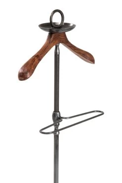 Herrendiener Cosmopolitan -Bestes Möbelkollektions Geschäft d1d925308d3a41dbf137276706e25b61eb5d0829