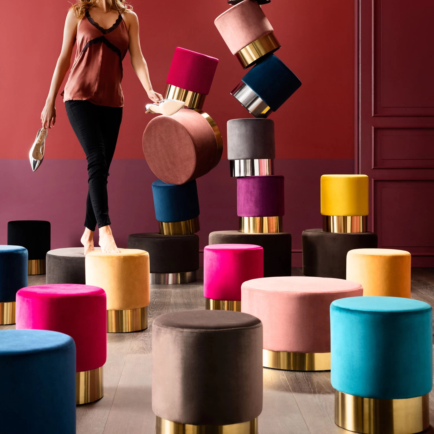 Hocker Cherry Schwarz Brass Ø35cm 5 Hocker Cherry Schwarz Brass Ø35cm – Bild 3