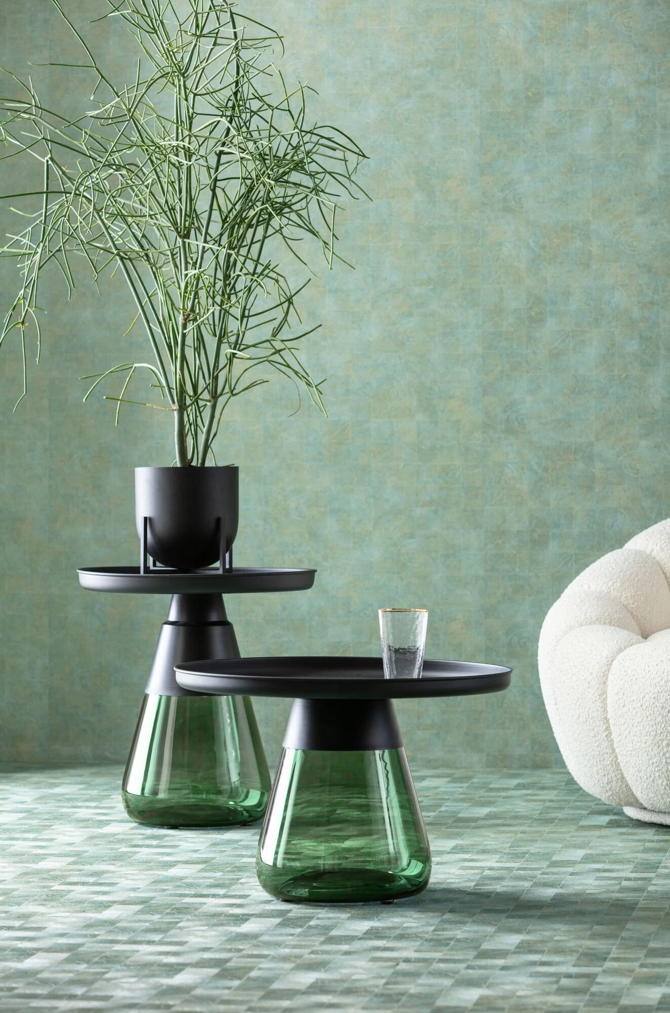 Beistelltisch Bottiglia Grün Ø 50cm 3 Beistelltisch Bottiglia Grün Ø 50cm